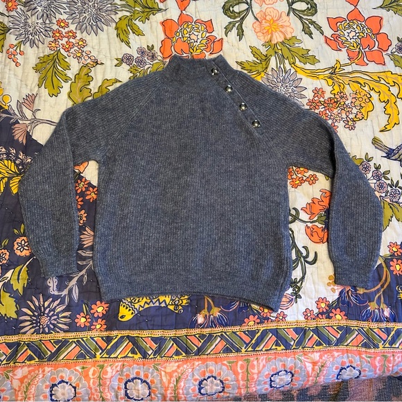 Sezane Sweaters - Trudy jumped vintage blue sz small
